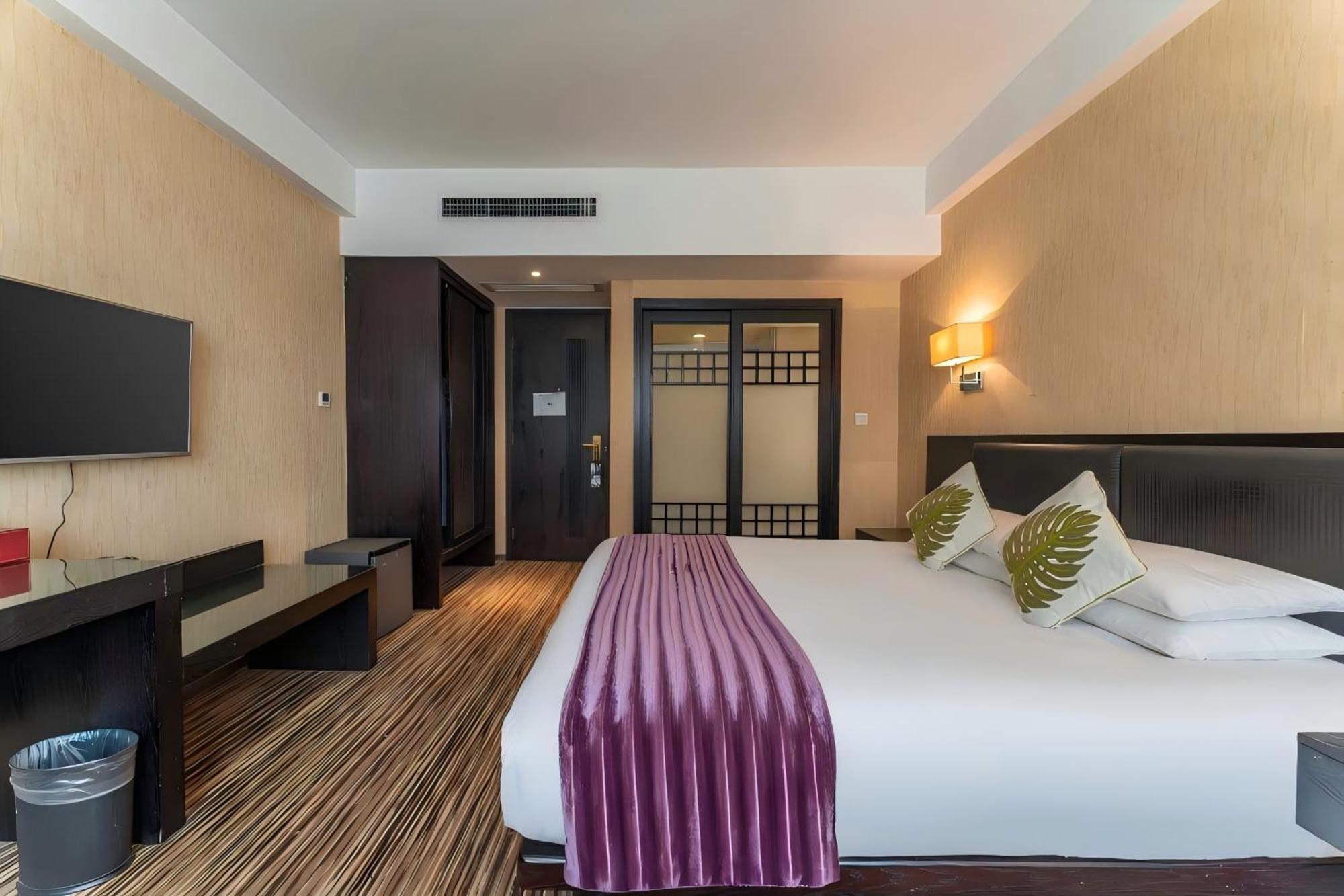 SSAW Boutique Hotel Nanchang Bayi Square Extérieur photo